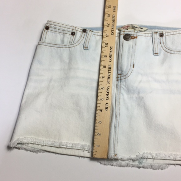 Vintage Coachella Abercrombie and Fitch mini Jean skirt size 2 mod retro - Picture 3 of 7